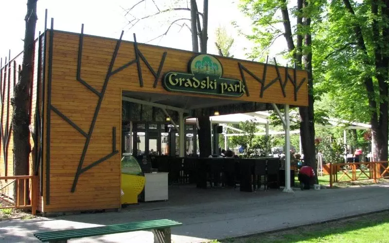  Restoran Gradski Park